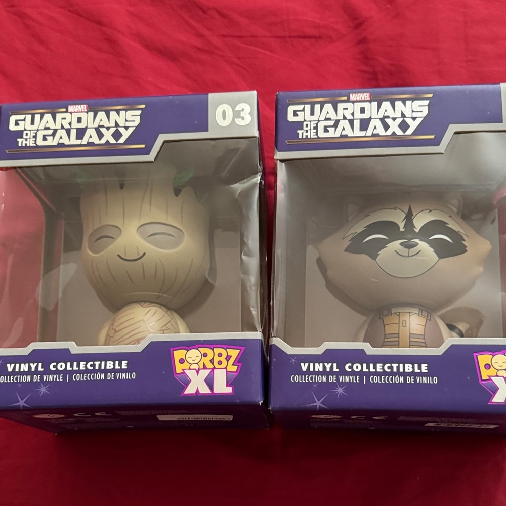 Marvel Guardians of the Galaxy Brown Groot & Brown Rocket Vinyl Figures